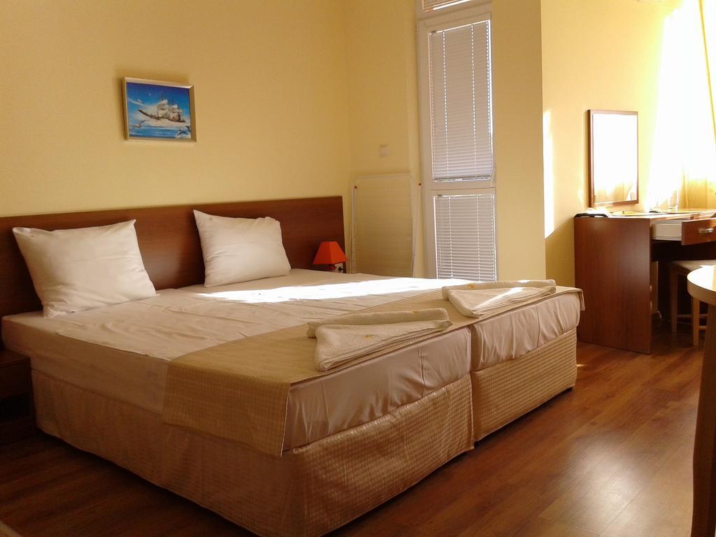 Stephanovy Guest House Sozopol Quarto foto