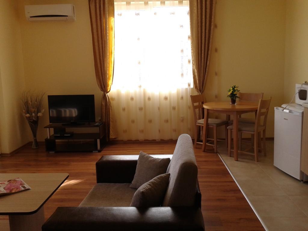 Stephanovy Guest House Sozopol Quarto foto
