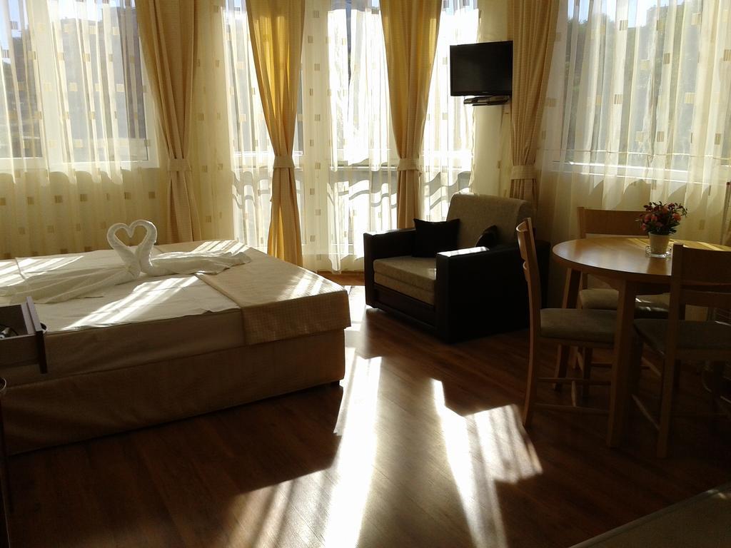 Stephanovy Guest House Sozopol Quarto foto